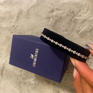 SWAROVSKI SILVER BRACELET